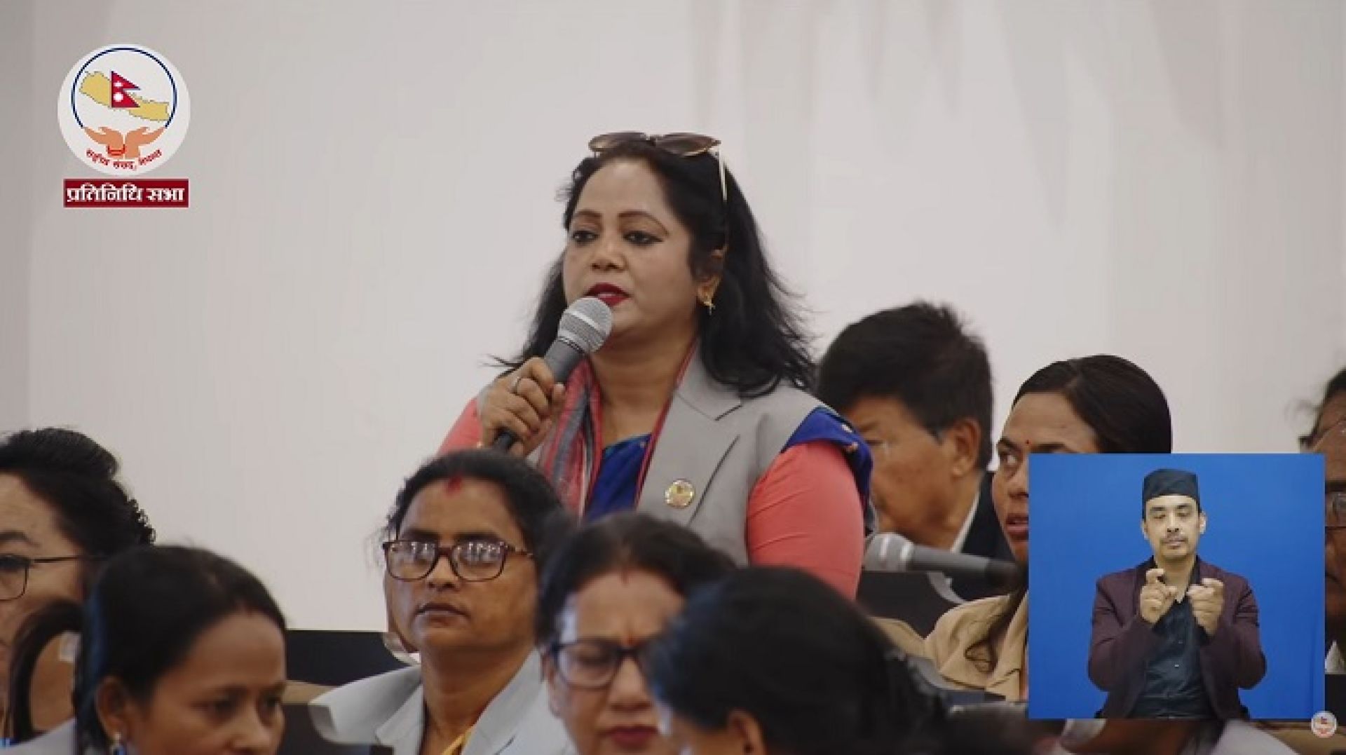 बैंकरका पीडा संसदमा, कर्मचारीका समस्या सुन्न सिईओहरूसँग छलफल गर्न सांसद सिद्धिकीको आग्रह